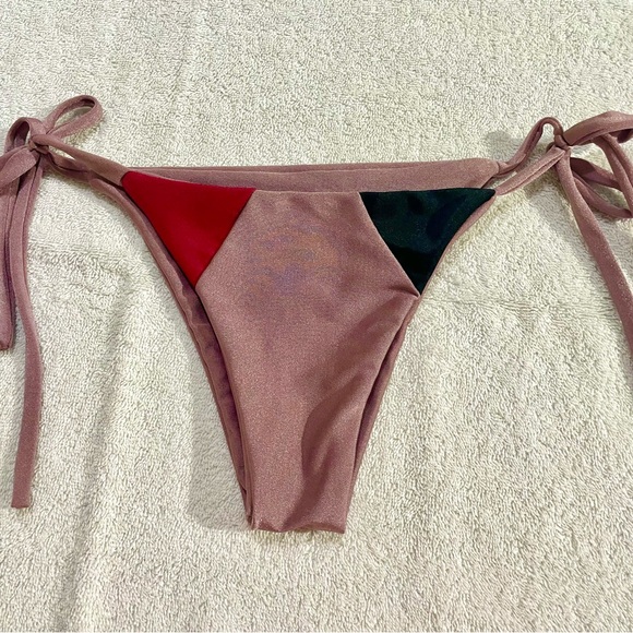 Colorblock Bikini Set - Picture 12 of 14